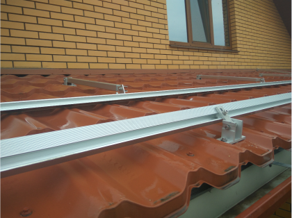 Adjustable Bracket for Pitch Tile Roof Mount